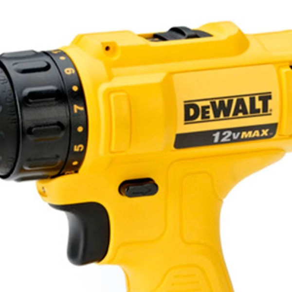 Parafusadeira Furadeira DCD700LC1BR - Dewalt