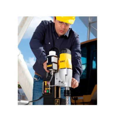 Furadeira de base magnetica 50mm 1200w dwe1622k dewalt
